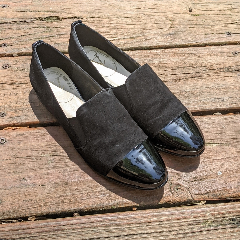 Stylish sz 9 smoking flats